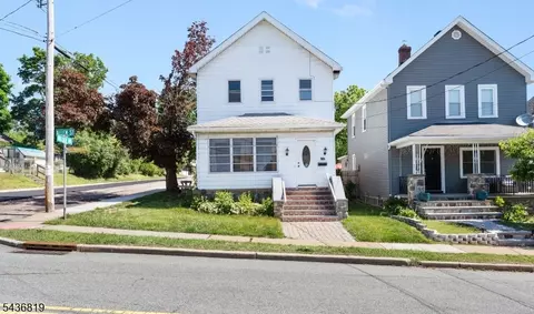 109 Allen St, Netcong, NJ 07857