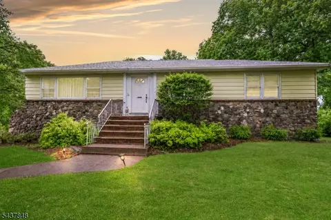 20 Manger Rd, West Orange, NJ 07052