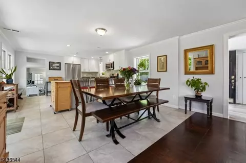 Dining - 143 Mendham Rd, Mendham Twp, NJ 07945 photo 2 of 2