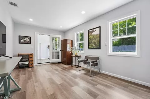 Entry Way - 143 Mendham Rd, Mendham Twp, NJ 07945 photo 3 of 5