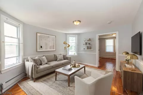 Living - 411 Berkeley Ave, Bloomfield, NJ 07003 photo 3 of 5