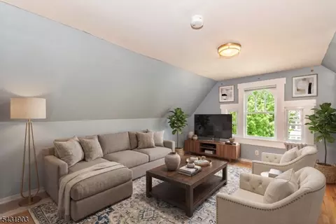 Living - 411 Berkeley Ave, Bloomfield, NJ 07003 photo 5 of 5
