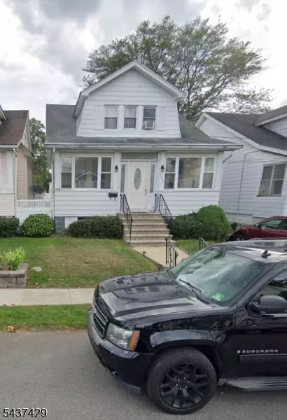 2142 Stecher Ave, Union, NJ 07083