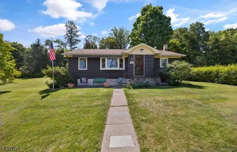 6 Odell Rd, Vernon, NJ 07462