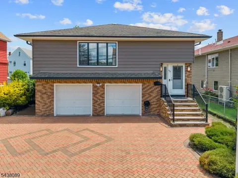 45 Grunwald St, Clifton, NJ 07013