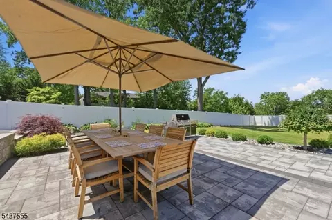 307 N Farview Ave, Paramus, NJ 07652 photo 44