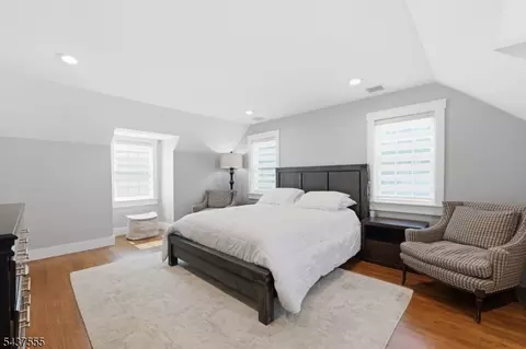 307 N Farview Ave, Paramus, NJ 07652 photo 27