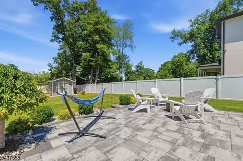 Exterior - 307 N Farview Ave, Paramus, NJ 07652 photo 6 of 10