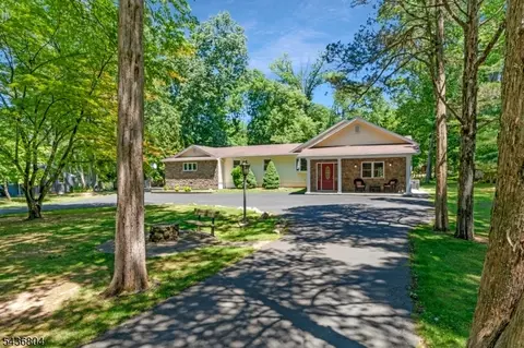 78 Bernard St, Somerville, NJ 08876