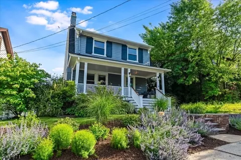40 Comley Pl, Bloomfield, NJ 07003