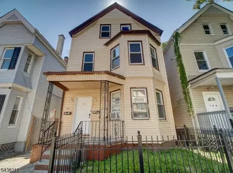 144 Steuben St, East Orange, NJ 07018