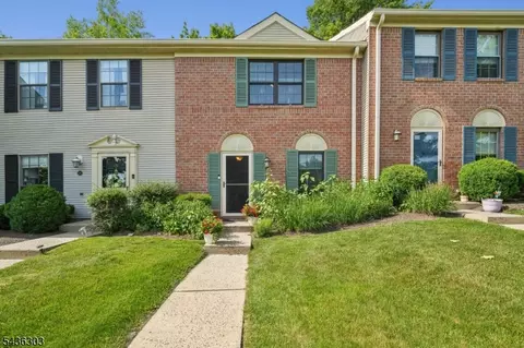 129 Woodward Ln, Basking Ridge, NJ 07920