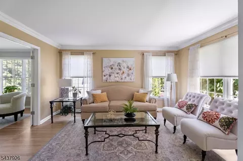 10 Barnstable Rd, Berkeley Heights, NJ 07922 photo 8
