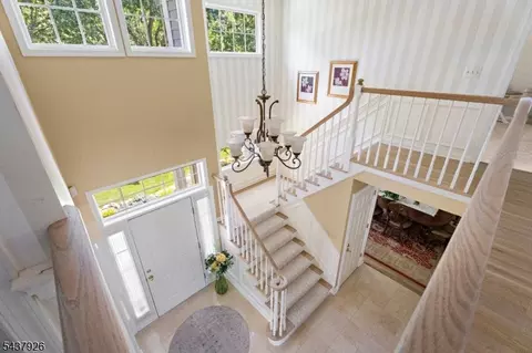 10 Barnstable Rd, Berkeley Heights, NJ 07922 photo 13