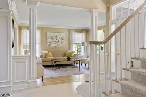 10 Barnstable Rd, Berkeley Heights, NJ 07922 photo 7