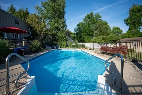 207 Grant Ave, Middlesex, NJ 08846 photo 40
