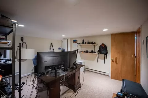 207 Grant Ave, Middlesex, NJ 08846 photo 16