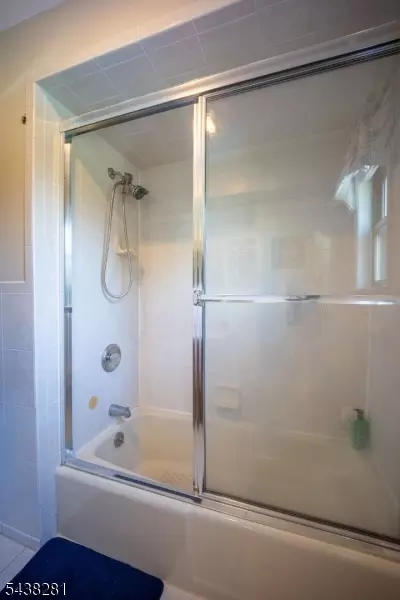 207 Grant Ave, Middlesex, NJ 08846 photo 29