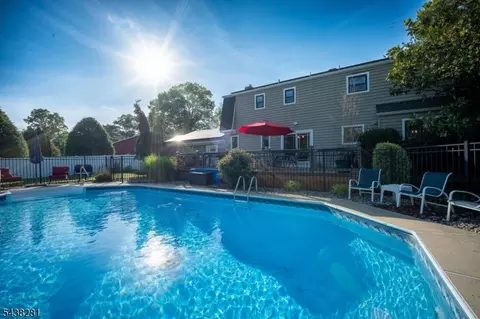 207 Grant Ave, Middlesex, NJ 08846 photo 41