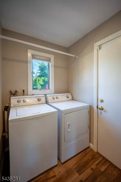207 Grant Ave, Middlesex, NJ 08846 photo 24