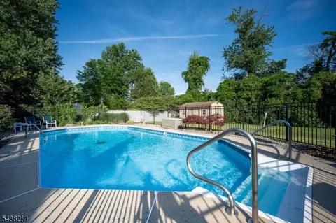 207 Grant Ave, Middlesex, NJ 08846 photo 39