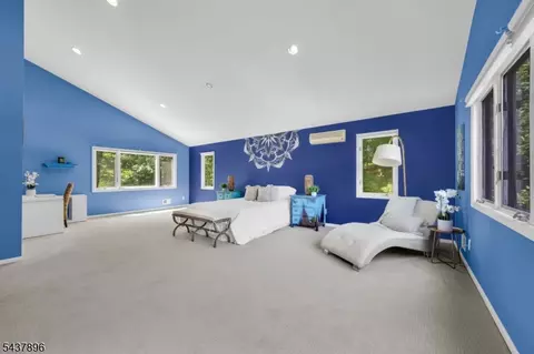 Bedroom - 72 Agawam Dr, Wayne, NJ 07470 photo 1 of 5