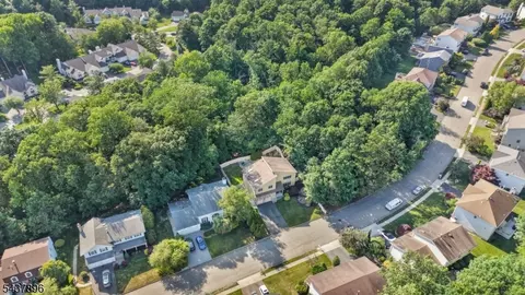 View/Area - 72 Agawam Dr, Wayne, NJ 07470 photo 3 of 3