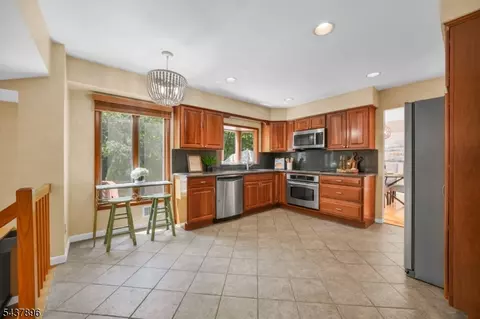 Kitchen - 72 Agawam Dr, Wayne, NJ 07470 photo 1 of 1