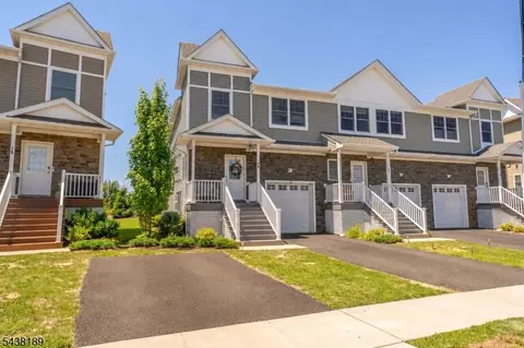 78 Valerie Dr #78, Manville, NJ 08835