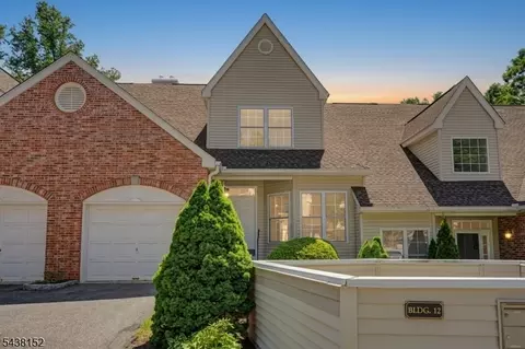 122 Richmond Rd, West Milford, NJ 07480