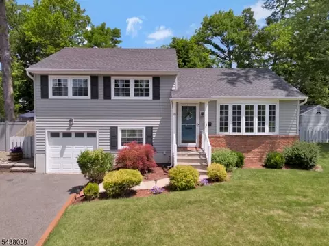 29 Bradford St, New Providence, NJ 07974