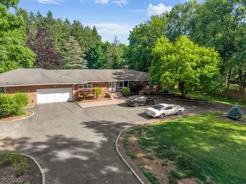 20 Conkling Rd, Roxbury Township, NJ 07836