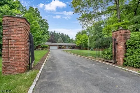 20 Conkling Rd, Roxbury Township, NJ 07836