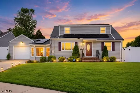 91 Crestview Rd, Fords, NJ 08863