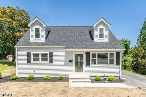 14 Hemlock Rd, Rockaway, NJ 07866