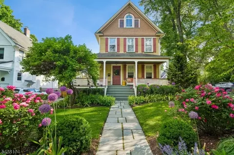 20 Highland Pl, Maplewood, NJ 07040