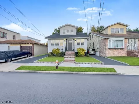 258 Isabella Ave, Irvington, NJ 07111
