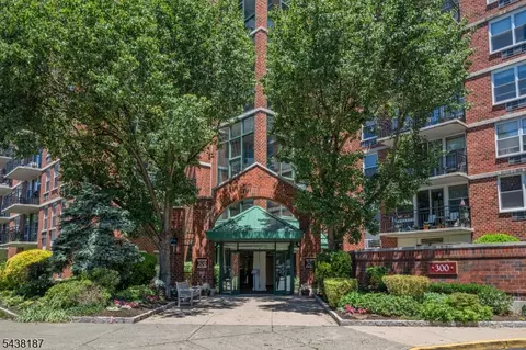 300 Main St, Little Falls, NJ 07424