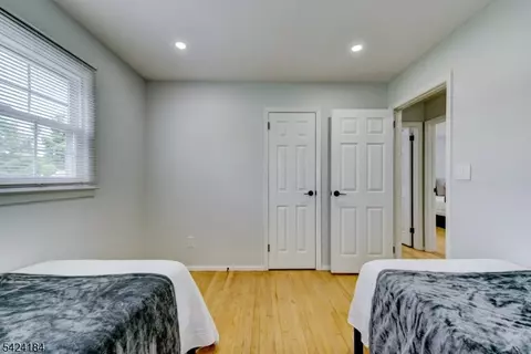 Bedroom - 305 Buttfield Dr, Plainfield, NJ 07060 photo 4 of 5