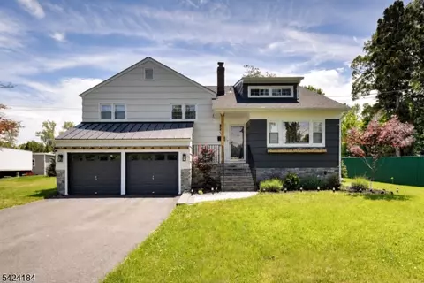 Exterior - 305 Buttfield Dr, Plainfield, NJ 07060 photo 3 of 7