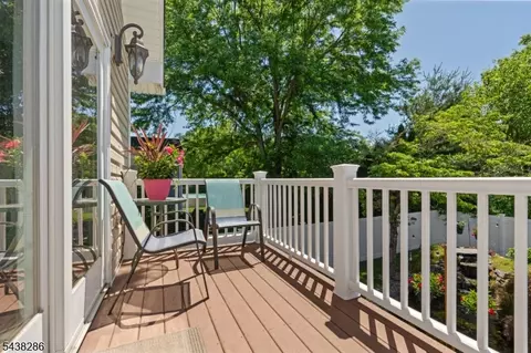 Exterior - 15 Kuiken Ct, Wayne, NJ 07470 photo 2 of 5