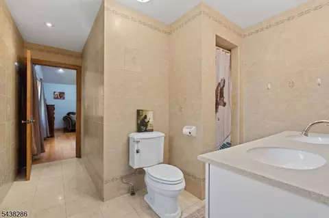 15 Kuiken Ct, Wayne, NJ 07470 photo 12