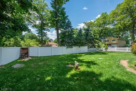Exterior - 6 Benjamin, Stanhope, NJ 07874 photo 5 of 6