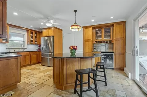 4 Hillcrest Ave, Mendham, NJ 07945 photo 6