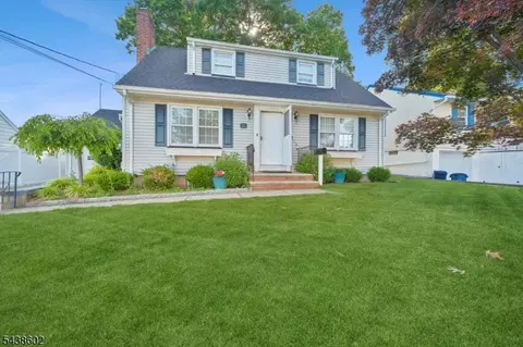 36 Woodside Ave, Hawthorne, NJ 07506