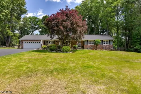 113 Autumn Dr, Montague, NJ 07827