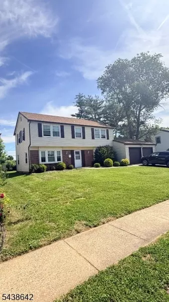 131 Toledo Ln, Willingboro, NJ 08046