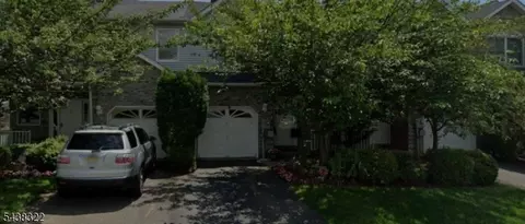 11 Wiley Ct, Morris Plains, NJ 07950