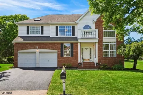 50 Hudnut Ln, Belle Mead, NJ 08502