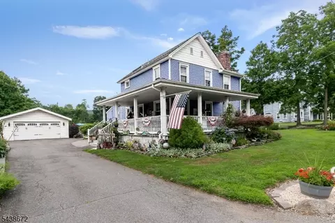 36 Main St, Flanders, NJ 07836